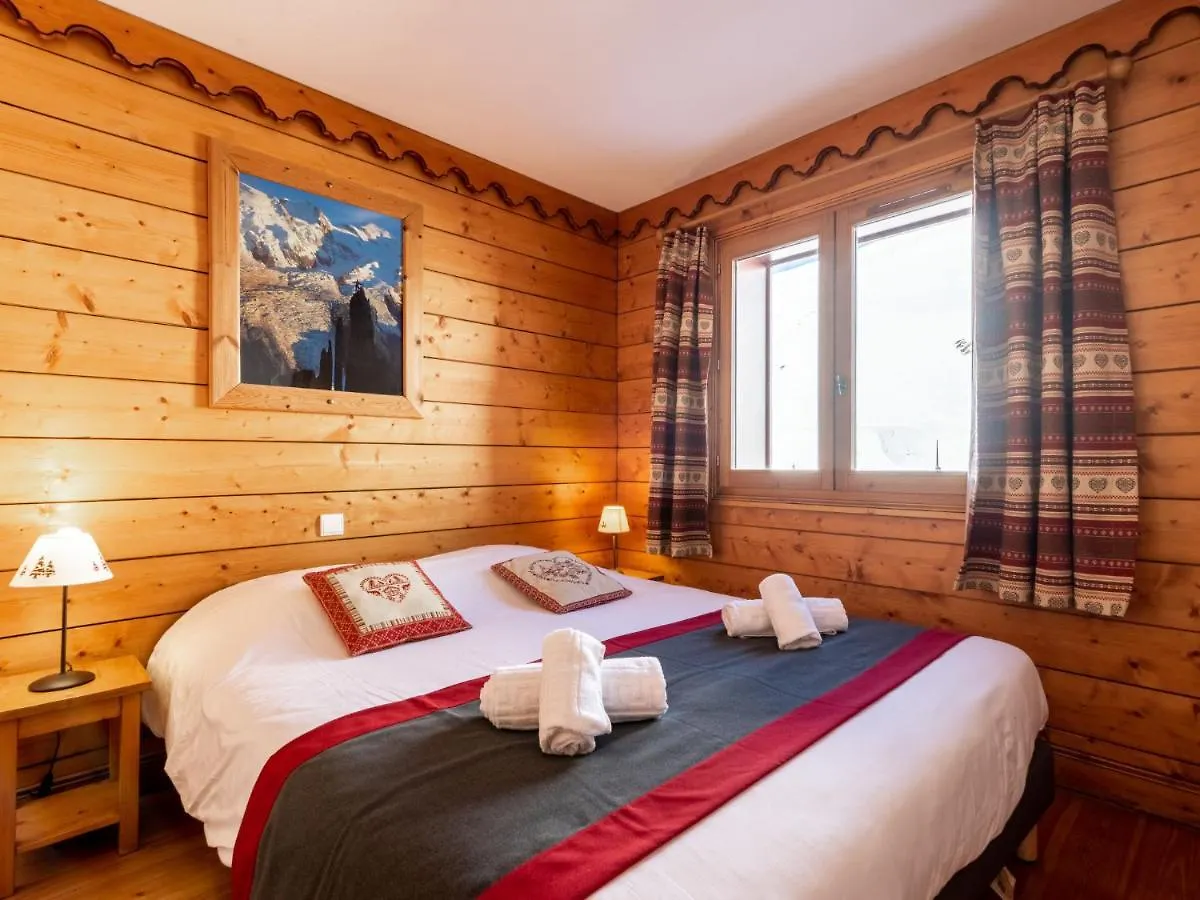 Apartment Ecrin Des Neiges - Val Claret-4 By Interhome Tignes