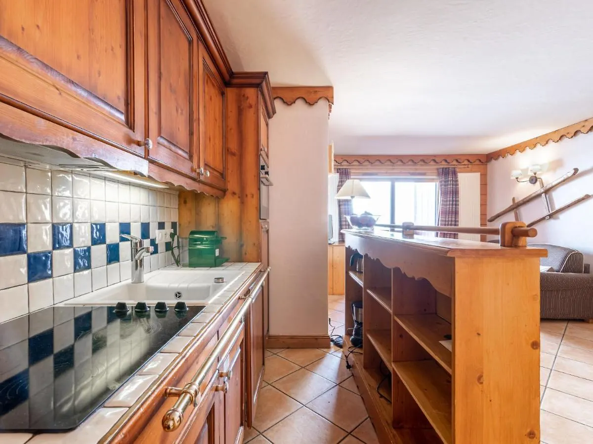 Apartment Ecrin Des Neiges - Val Claret-4 By Interhome Tignes