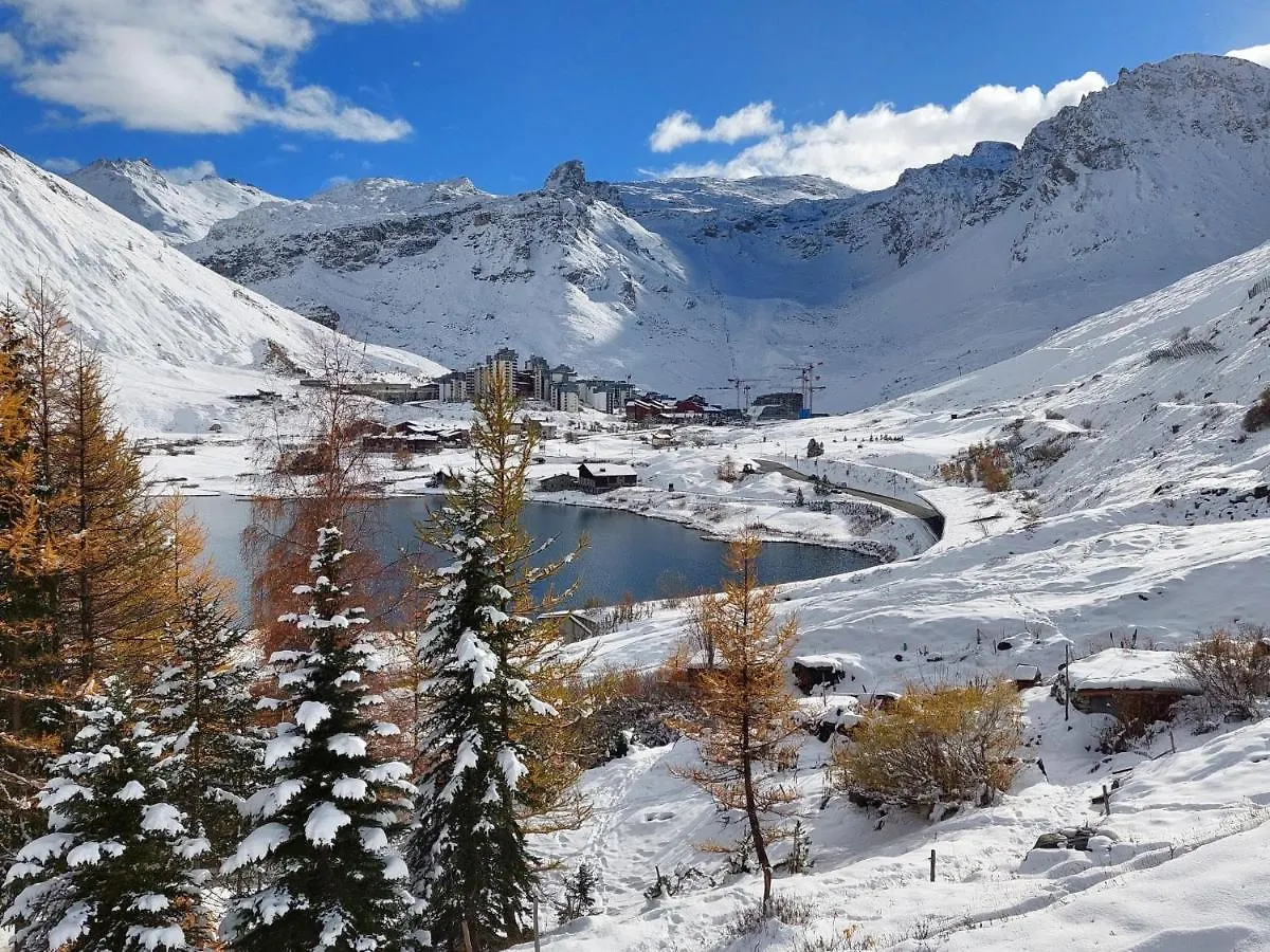 Apartment Ecrin Des Neiges - Val Claret-4 By Interhome Tignes
