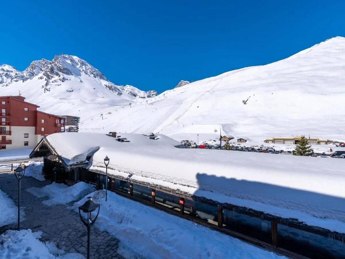 Apartment Ecrin Des Neiges - Val Claret-4 By Interhome Tignes